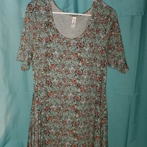 Lularoe shirts